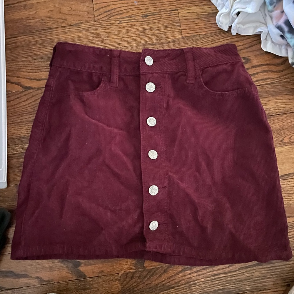 Pacsun maroon cordoroy button skirt size 24